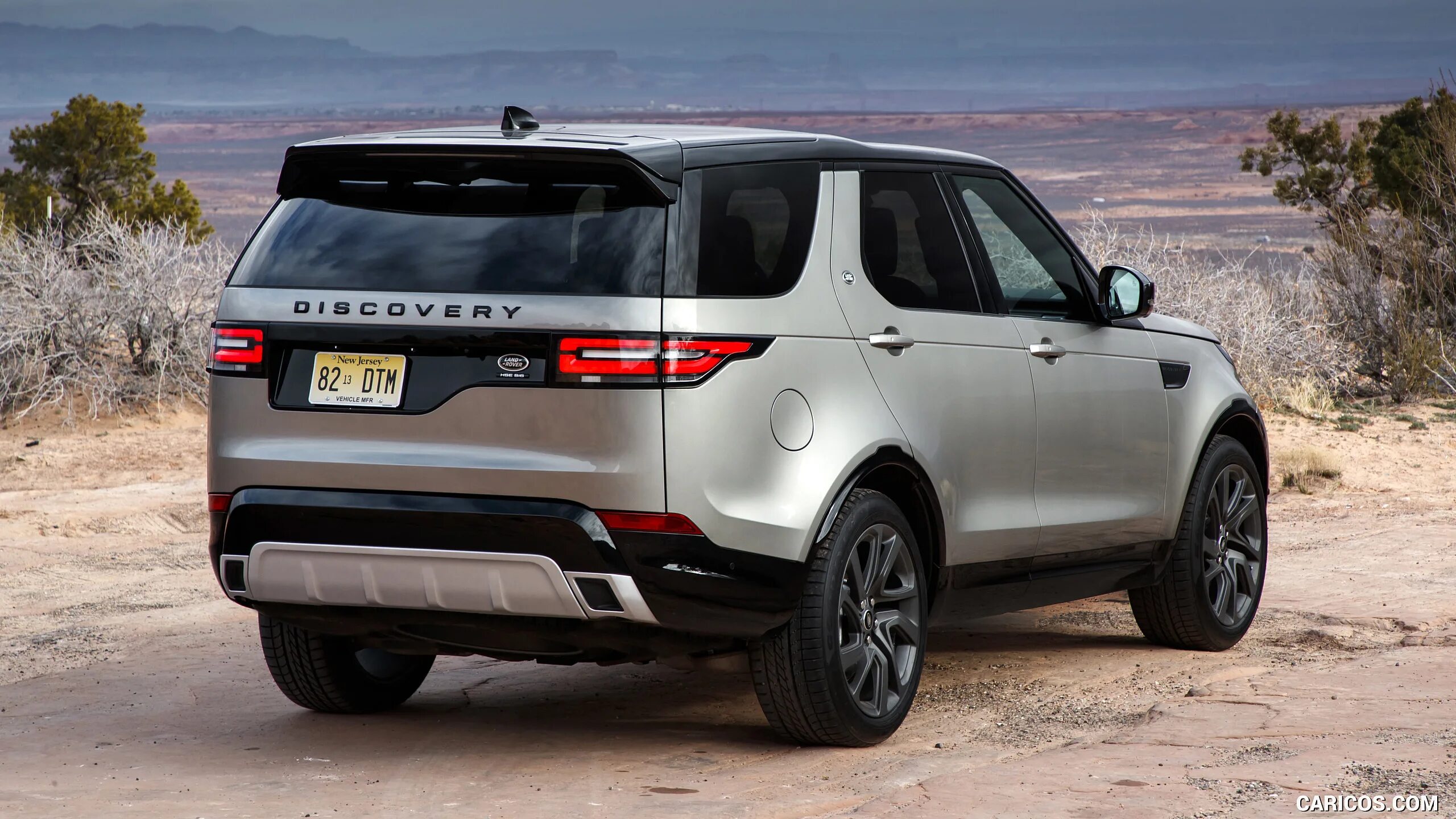 Ленд ровер 2017 года. Land rover discovery 2022. Ленд ровер дискавери 2021. Ленд ровер дискавери 5 2021. Новый discovery.