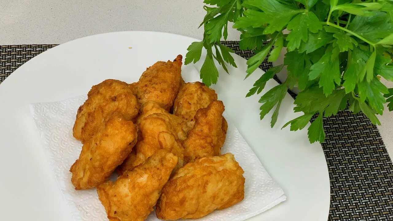 Кляр для куриных ножек. Филе в кляре на сковороде. Кляр для куриной грудки для жарки на сковороде. Сердца куриные в кляре. Куры жареные в кляре.