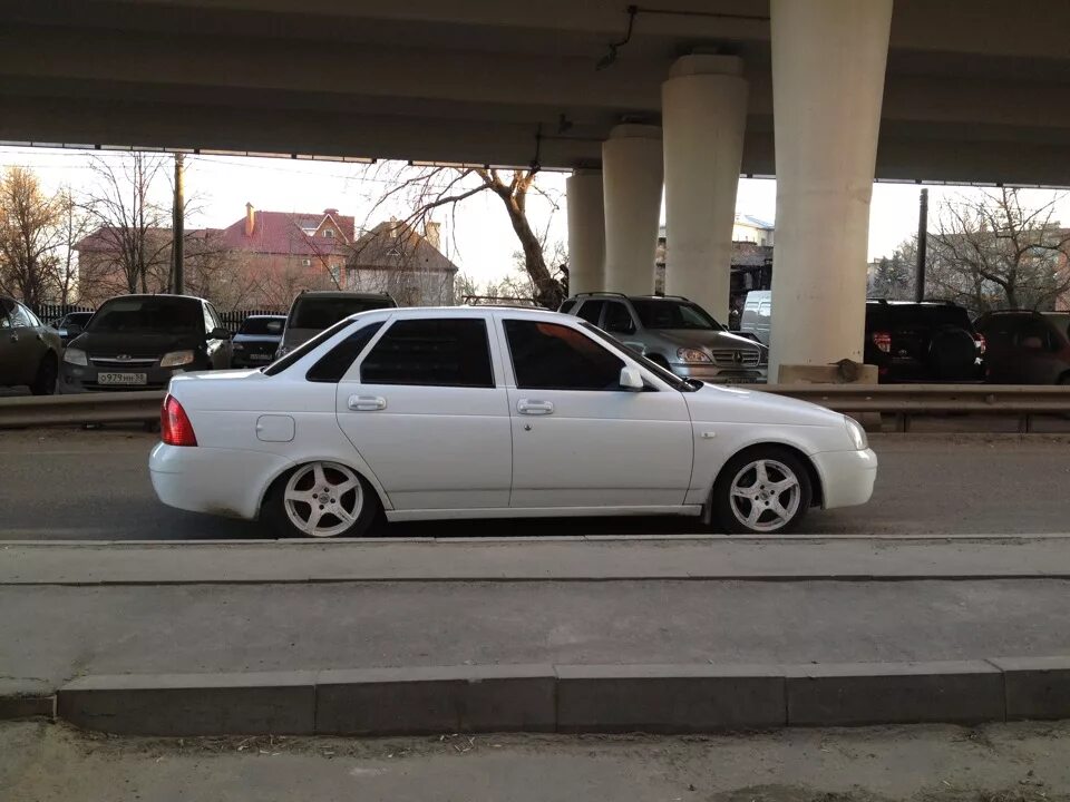 Нацепил R17 - Lada Приора седан, 1,6 л, 2010 года тюнинг DRIVE2