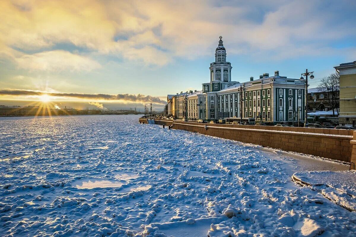 Спб январь. Санкт-Петербург зима. Санкт-Петербург зимой. Санкт-Петербург Талая Нева. Александрия Питер зимой.