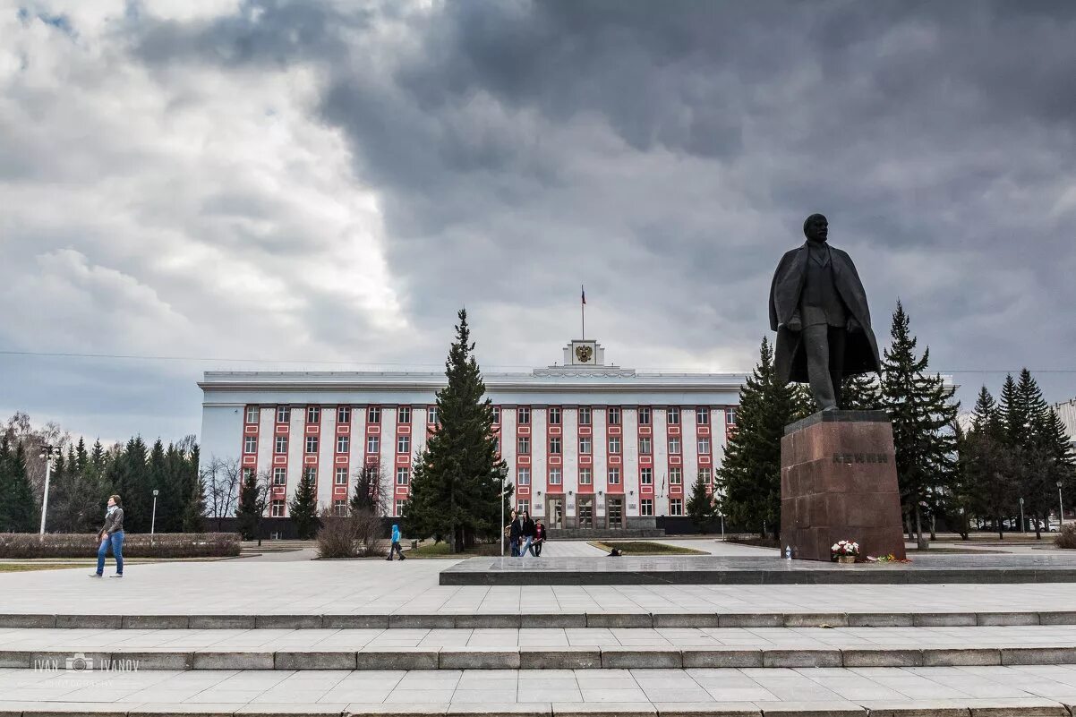 Памятник ленину на площади ленина (волгоград). Площадь ленина работает. Площадь ленина работает. Площадь ленина работает. Питер площадь ленина финляндский вокзал.