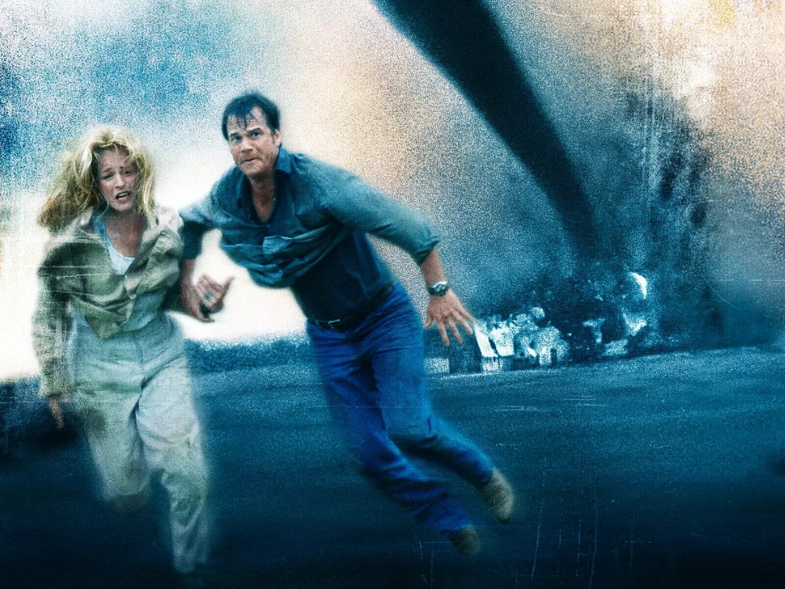 Охотники за торнадо. Торнадо фильм 1996 кадры. Виталий торнадо и паоло монти. Торнадо желаний фильм. Аллея торнадо фильм.