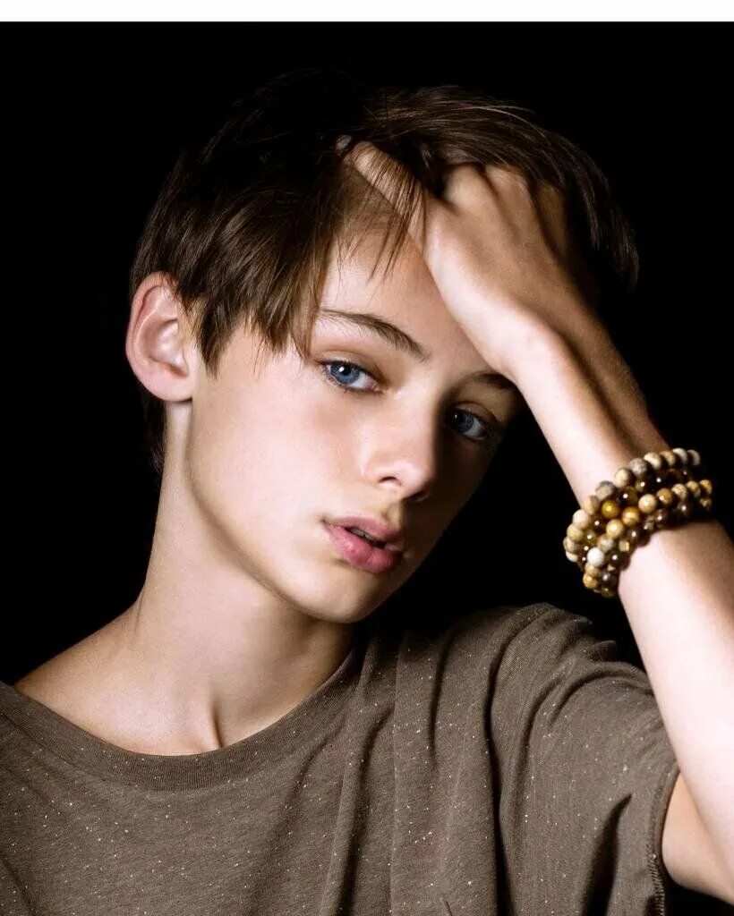 Как стать похожей на парня. Вильям франклин миллер. Как стать похожей на парня. Николас голицын. Эдвард каллен.