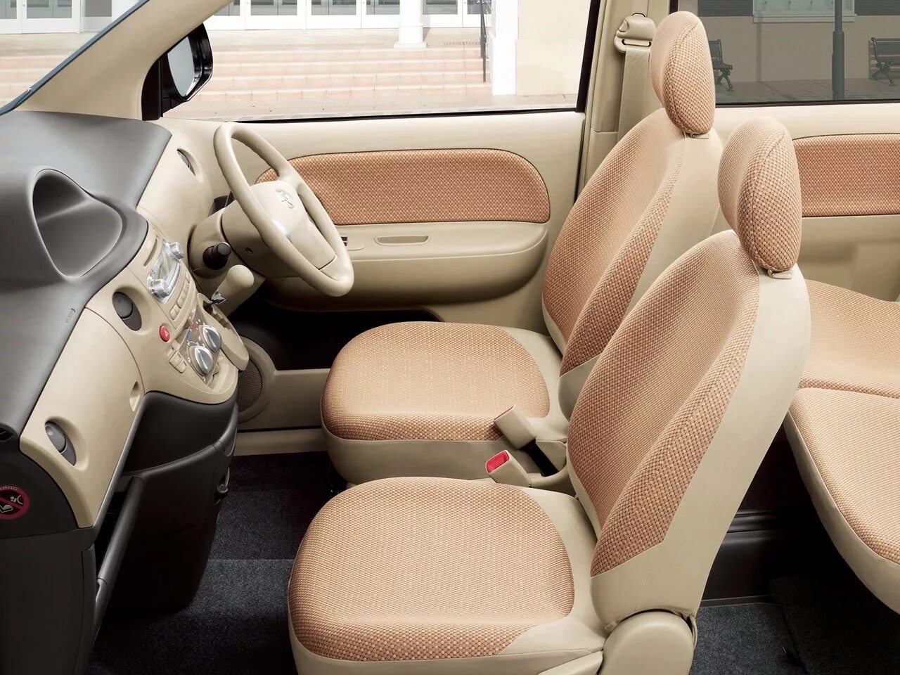 Тойота сиента 1 поколение. Toyota sienta 1 поколение. тойота сиента 2011. тойота сиента 2 поколение. toyota sienta i рестайлинг 2.