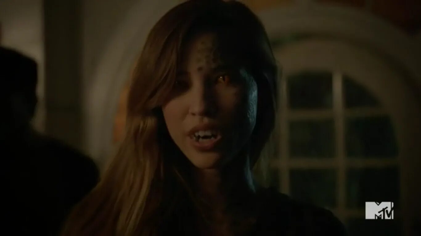 Стая тео волчонок. Стая тео волчонок. Химера волчонок. Волчонок лукас скорпион. Сериал волчонок химера.