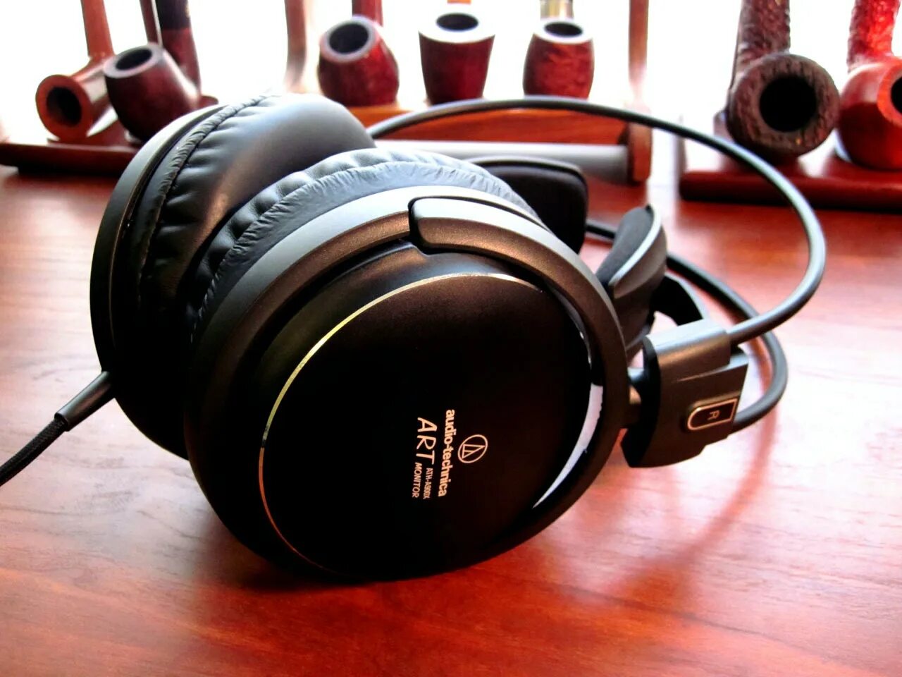 Обзор audio technica. Audio technica m50xbt. Audio-technica ath-awkt ачх. Обзор audio technica. Audio-technica ath-m30x.
