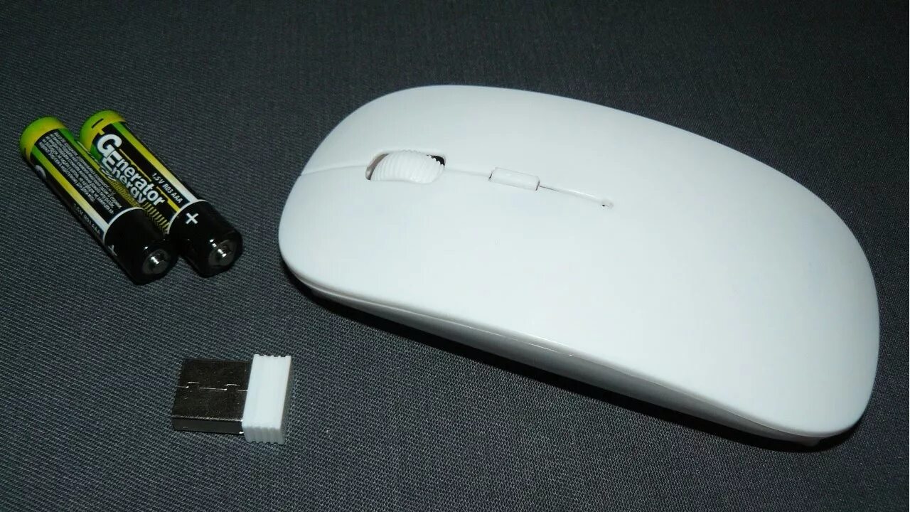 Мышь беспроводная MRM-90. Батарейки на мышку беспроводную мышку Mouse. Батарейки для мышки беспроводной. Беспроводная мышка на батарейках.