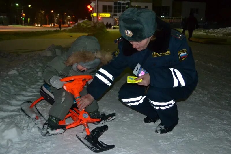 ДПС Назарово. Назарово инспектора ГИБДД Назарово. ГИБДД Назарово проверили. ГАИ Назарово 2005. Гибдд назарово