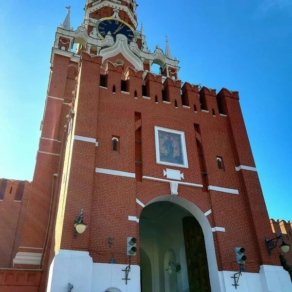 спасские ворота московского кремля. спасские вороты. спасская башня кремля ворота. спасская башня кремля. ворота спасской башни.