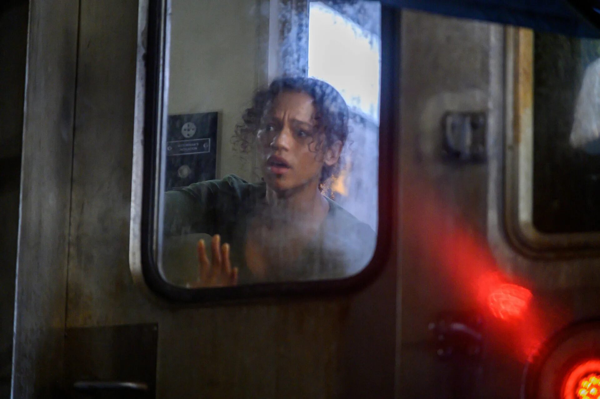 Клаустрофобы 2: лига выживших (2021). Фильм клаустрофобы лига выживших. Клаустрофобы выживших 2021. Клаустрофобы 2: лига выживших фильм 2021. Клаустрофобы 2 лига выживших фильм.