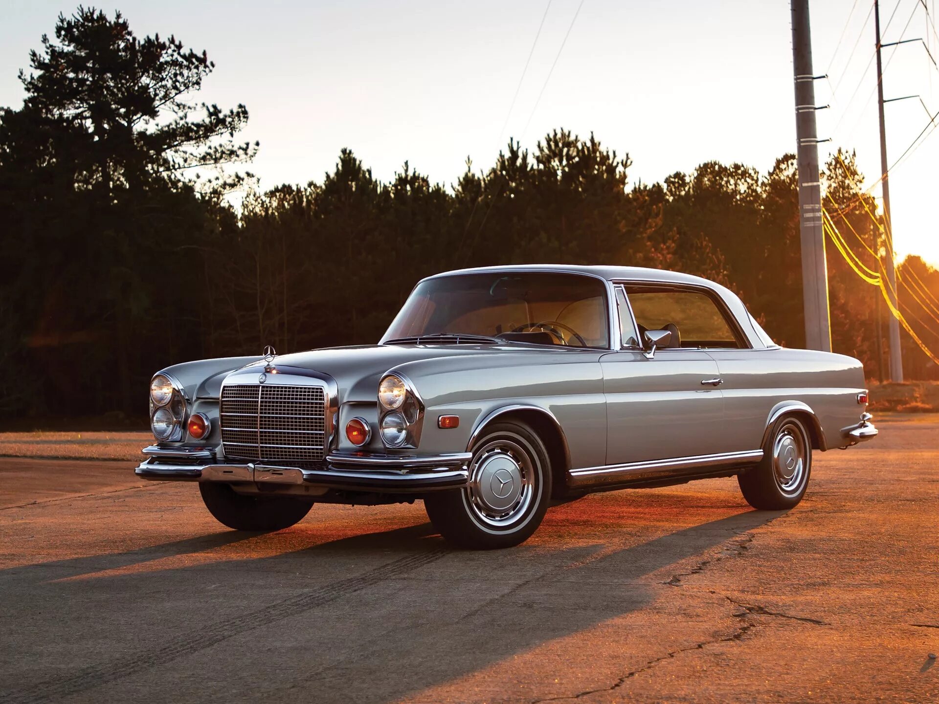 Benz 280. Mercedes benz 280. мерседес бенц 280 se. mercedes-benz w111. mercedes-benz 1971 w111.