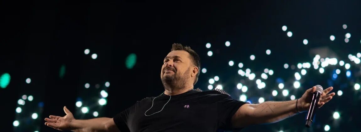 Концерт руки вверх казань. Концерт руки вверх казань. Руки вверх казань концерт. Руки вверх татнефть арена. Концерт руки вверх казань.