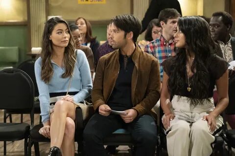 Promo photos from the next new episode of iCarly have been released. 