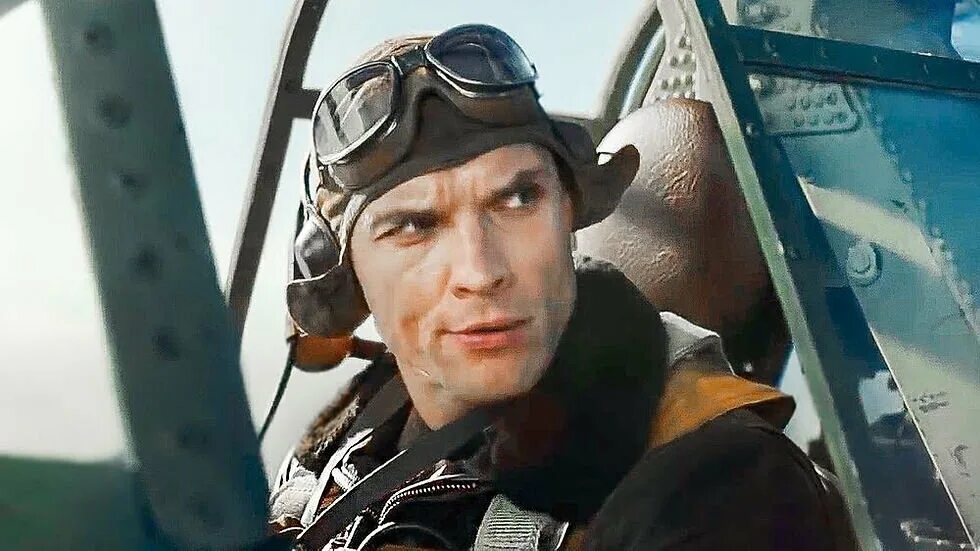 «летчик» федоров 2021 постер. Летчик главные роли. Летчик главные роли. Летчик главные роли. Том харди дюнкерк.