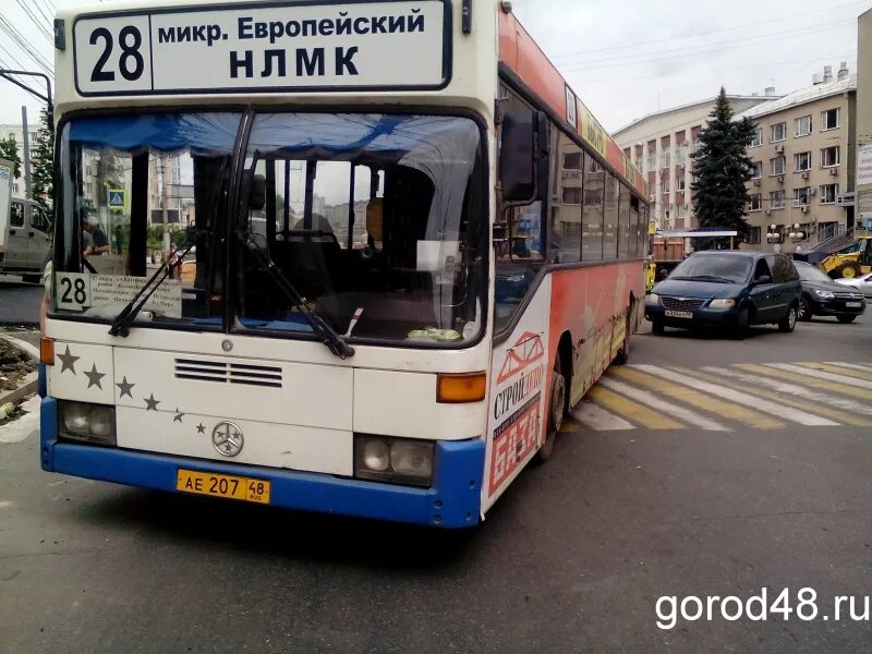Автобус 28 Липецк. Европейские автобусы. Гос номер автобуса. Автобус Мерседес Липецк 330.