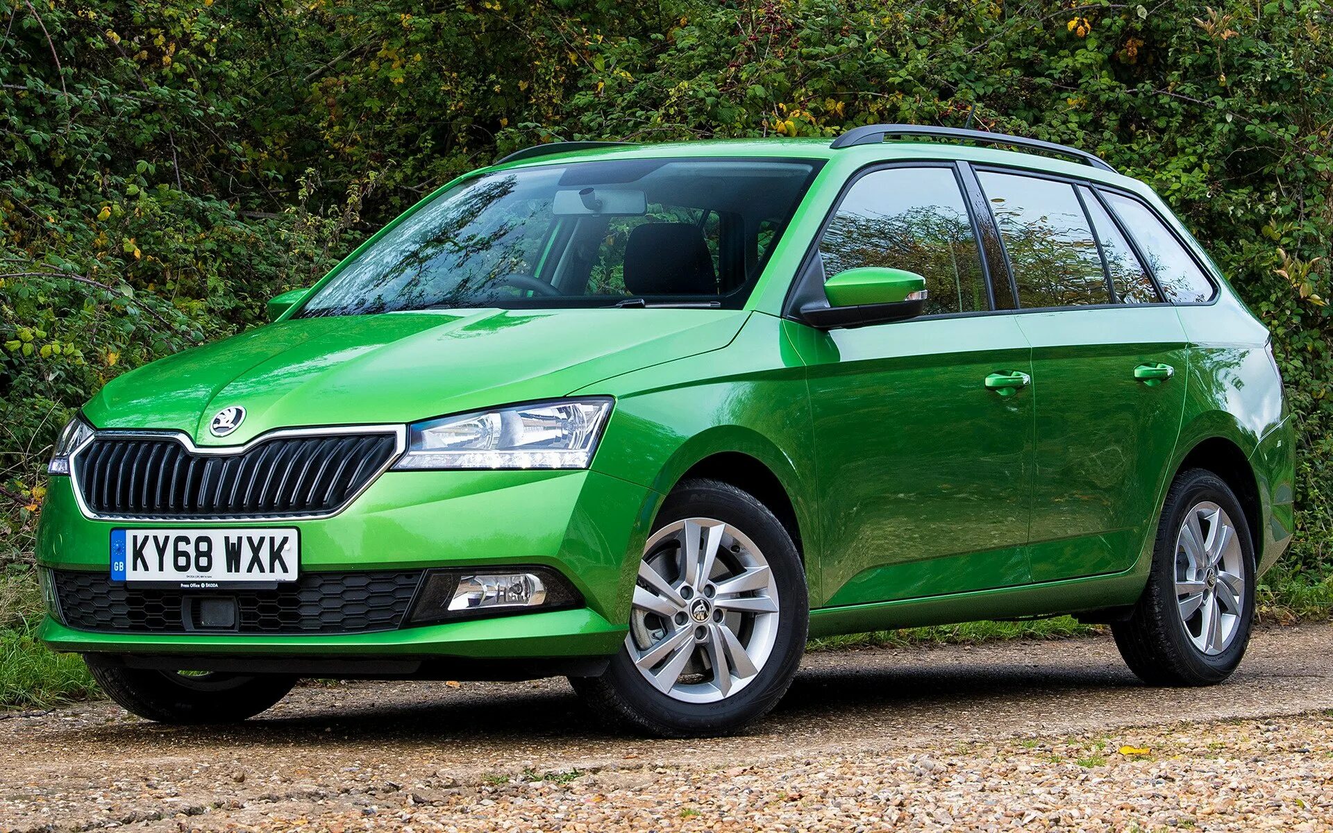 Шкода фабия купить в москве. Škoda Fabia Фабия. Шкода Фабия 1. Skoda Fabia 4.