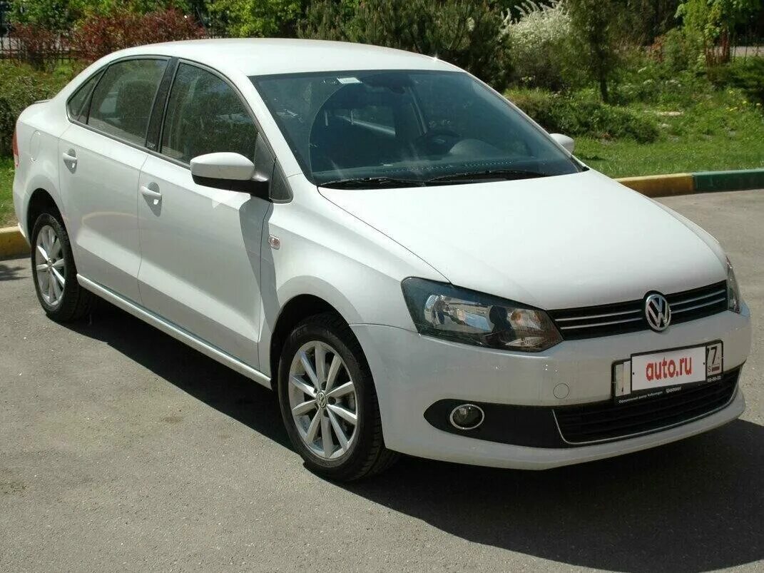 Volkswagen polo белый. Volkswagen белый. фольксваген белый фольксваген. Volkswagen белый. Volkswagen polo 2013 белый.