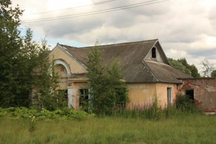 Некрасово тарусский район. Тула деревня Уваровка. Д Некрасово Тульская область. Станция Некрасово. Некрасово Ярославская область.