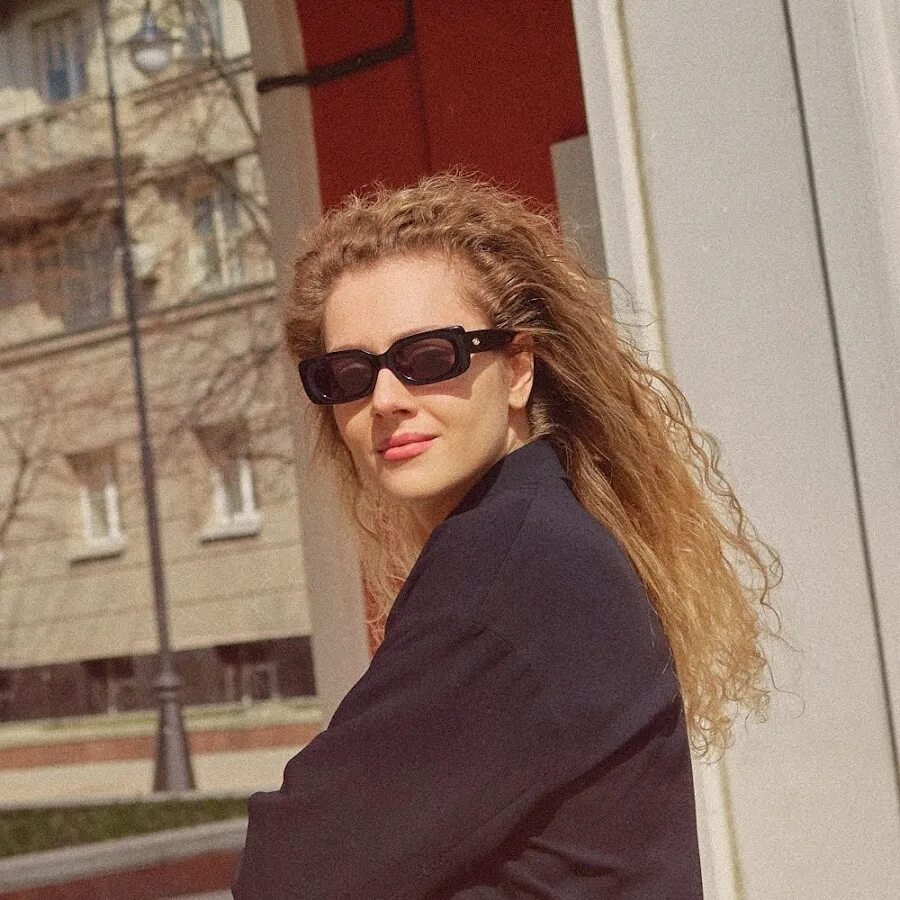 Клава гольман возраст. Клава гольман возраст. Клава керли. Тик ток окрашивание волос. Клава гольман кудри.