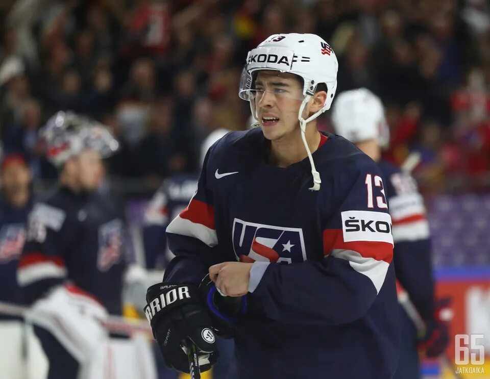 Джонни годро коламбус. Johnny gaudreau columbus. Джонни гудро. Johnny gaudreau. Джонни гудро хоккеист.
