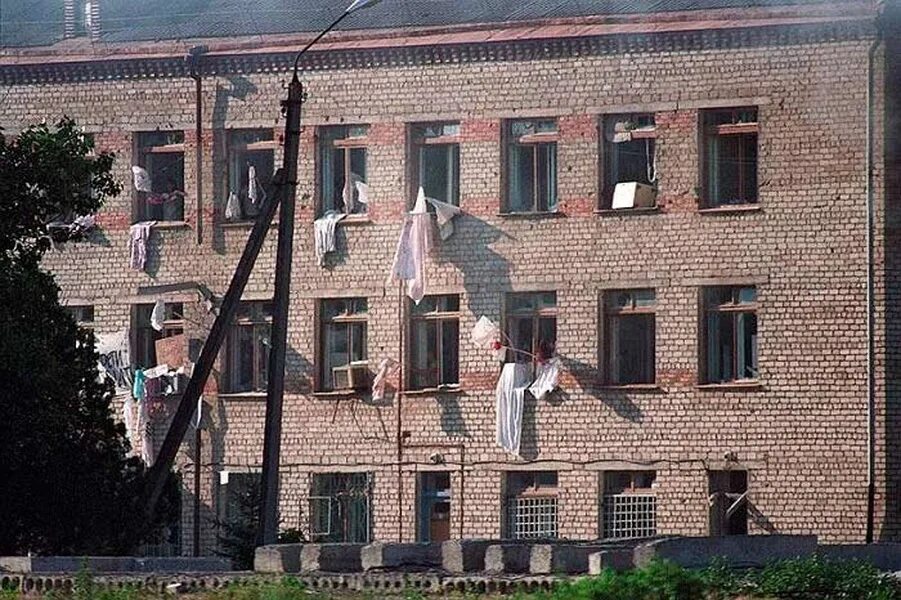 Будённовск 1995 больница. Басаевская больница в Буденновске. Захват больницы в Буденновске в 1995-м.