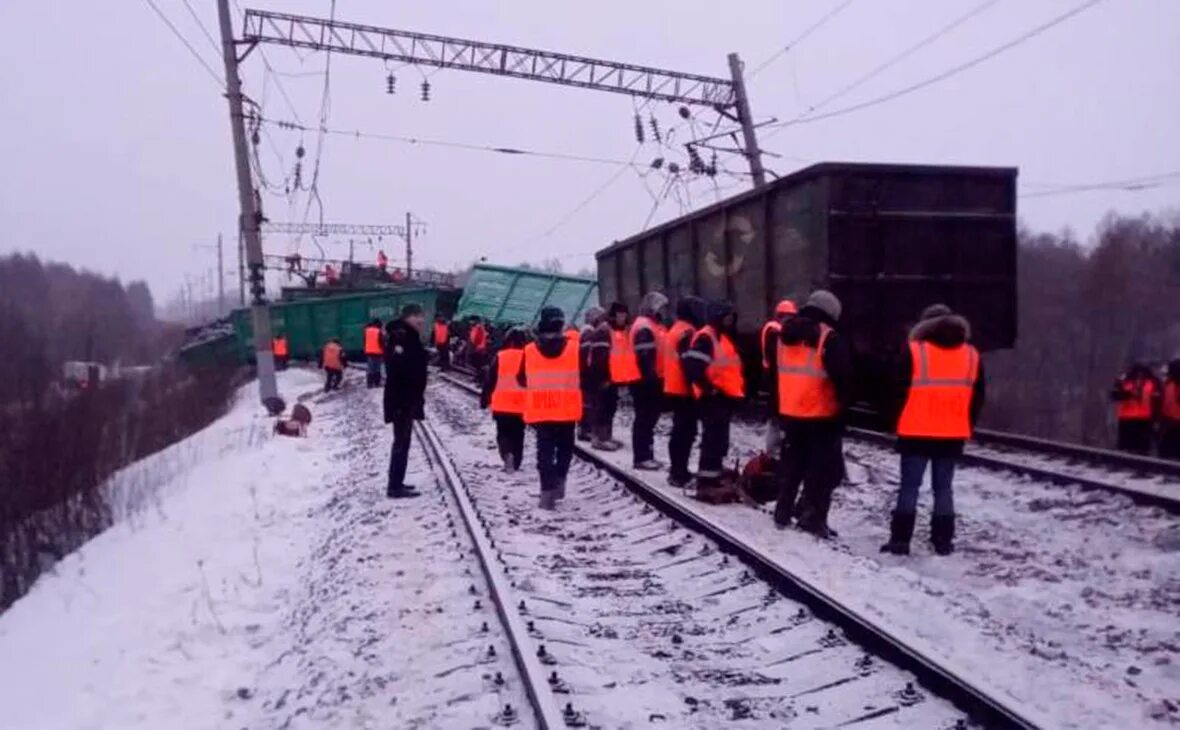 Ржд 1 июня. Сход вагонов ДВЖД. Сход вагонов Амурская область. Сход вагонов Сковородинский район. Сход вагонов в Пермском крае.