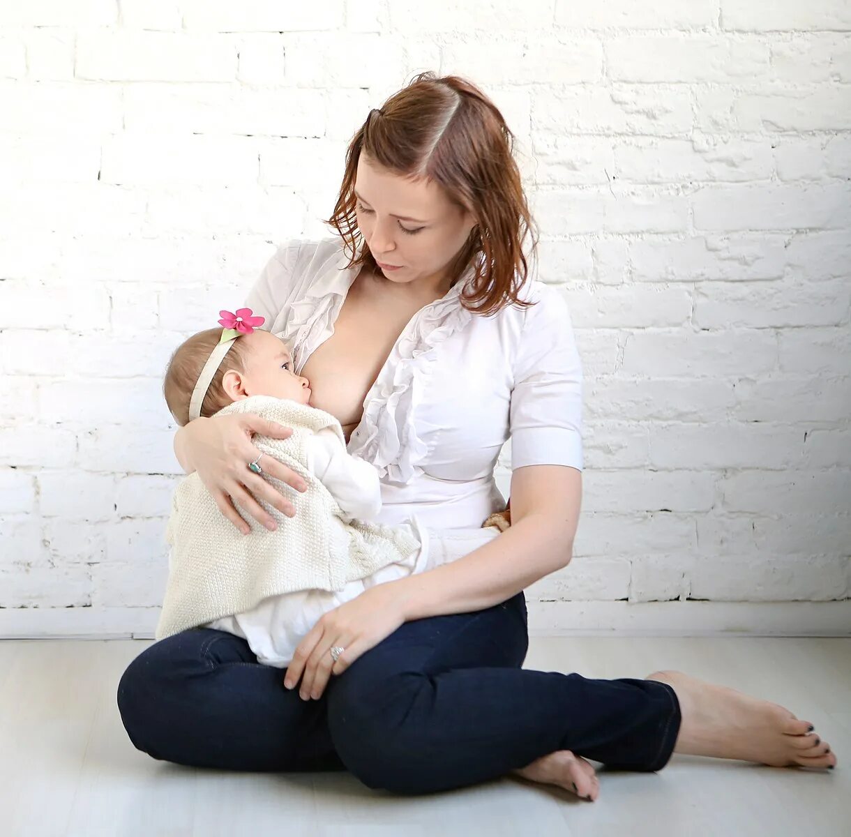 Лактация русской. Боревич Юлиана Breastfeeding. Грудное вскармливание. Старший сестра Breastfeeding.