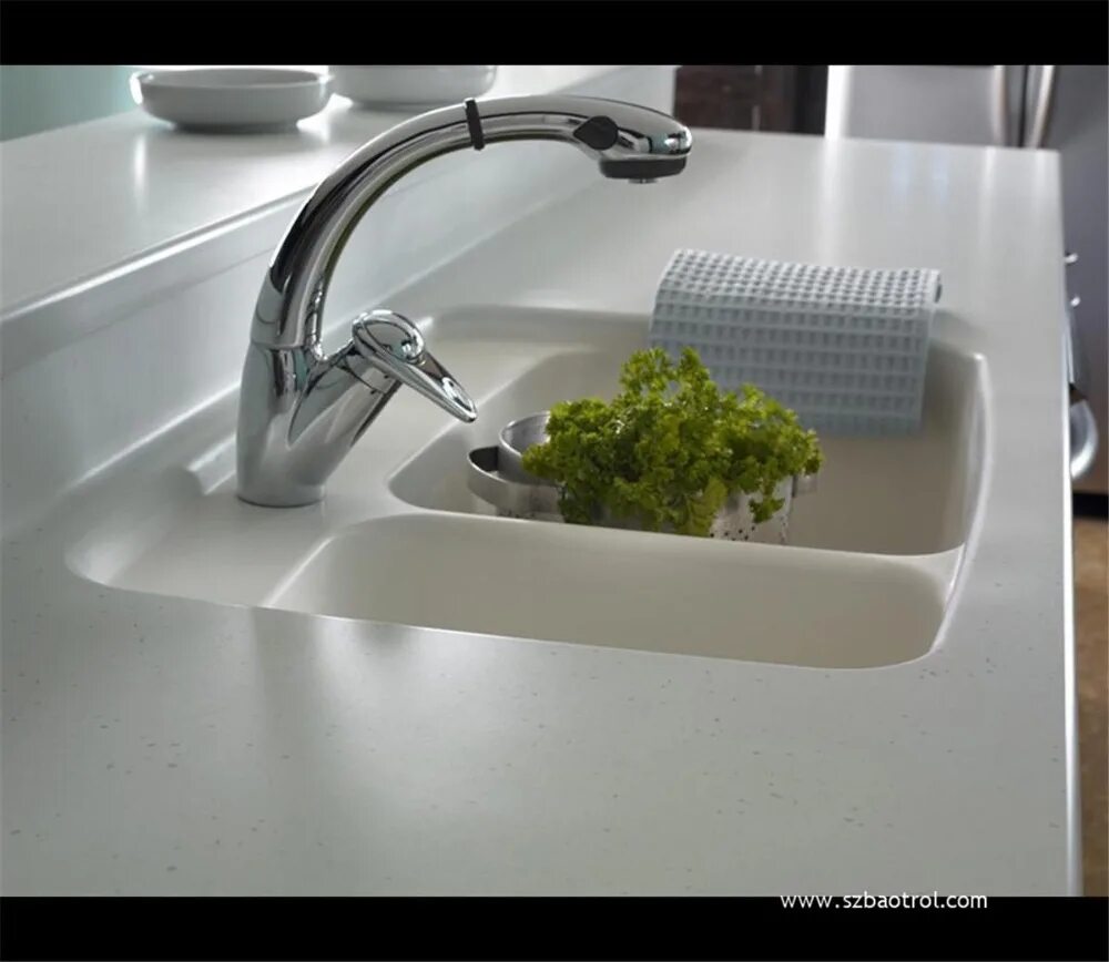 минусы мойки из искусственного камня. раковина из искусственного камня. мойка из камня для кухни. гранитная мойка verona 7850 графит. кухонная мойка blanco dalago 6 517320.