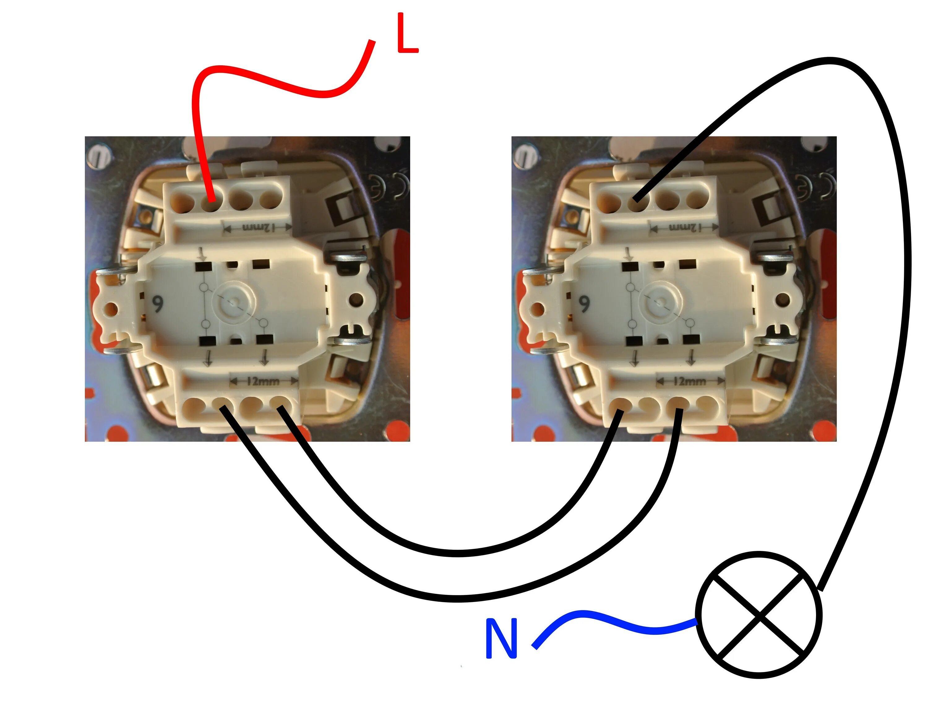 Как подключить проходной с двух мест. Схема включения освещения 2 выключателя. Двойной проходной выключатель schneider схема. Схема подключения одинарных проходных выключателей. Схема подключения проходных выключателей 2-х одноклавишных.