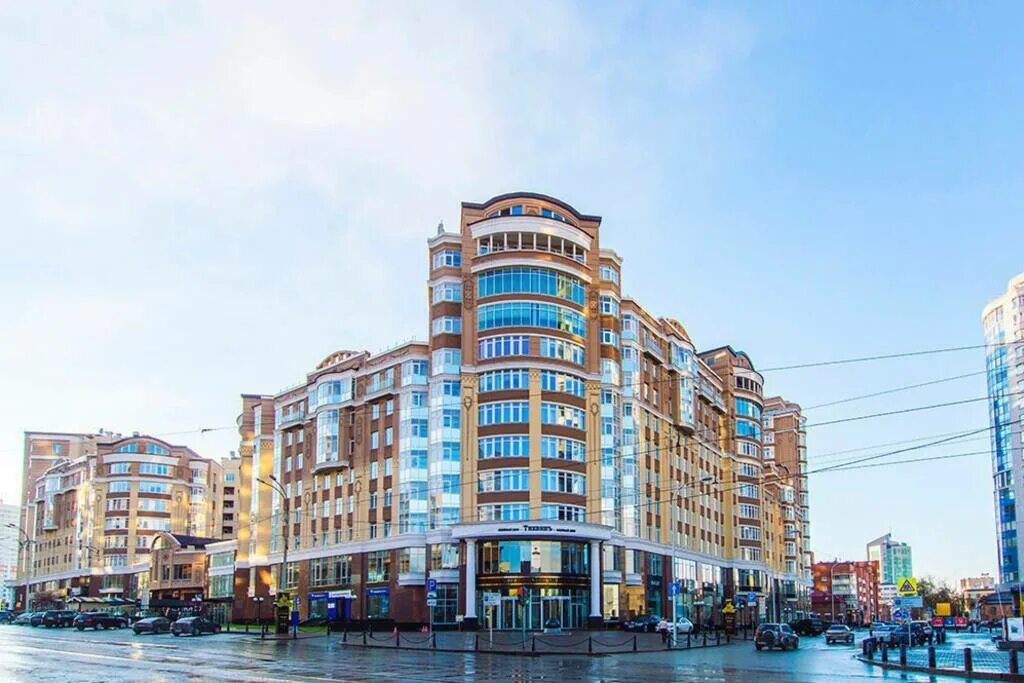 Тихвин екатеринбург двор. Хохрякова, 48. Ул хохрякова 48 екатеринбург. Ул хохрякова 48 екатеринбург. Хохрякова 48 екатеринбург.