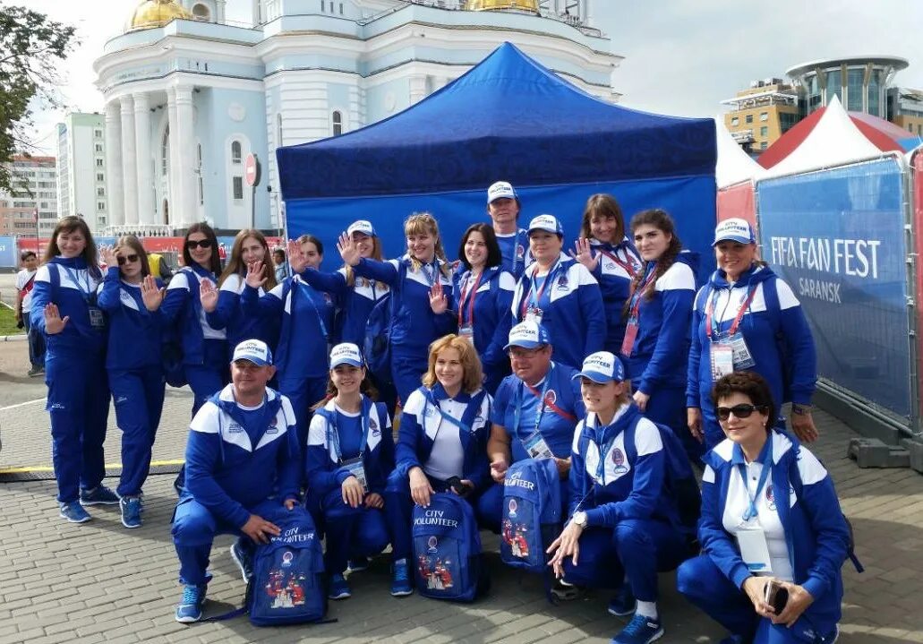 Волонтеры чемпионат. Волонтеры ЧМ 2018. Волонтеры в Росси на ЧМ 2018. Волонтеры на ЧМ 2018 по футболу.