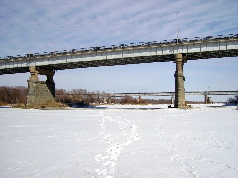 Мост через оку камера. Щуровский мост Коломна. Мост через оку в Коломне Щуровский. Мост через реку Ока в Коломне. Щуровский мост вид с моста.