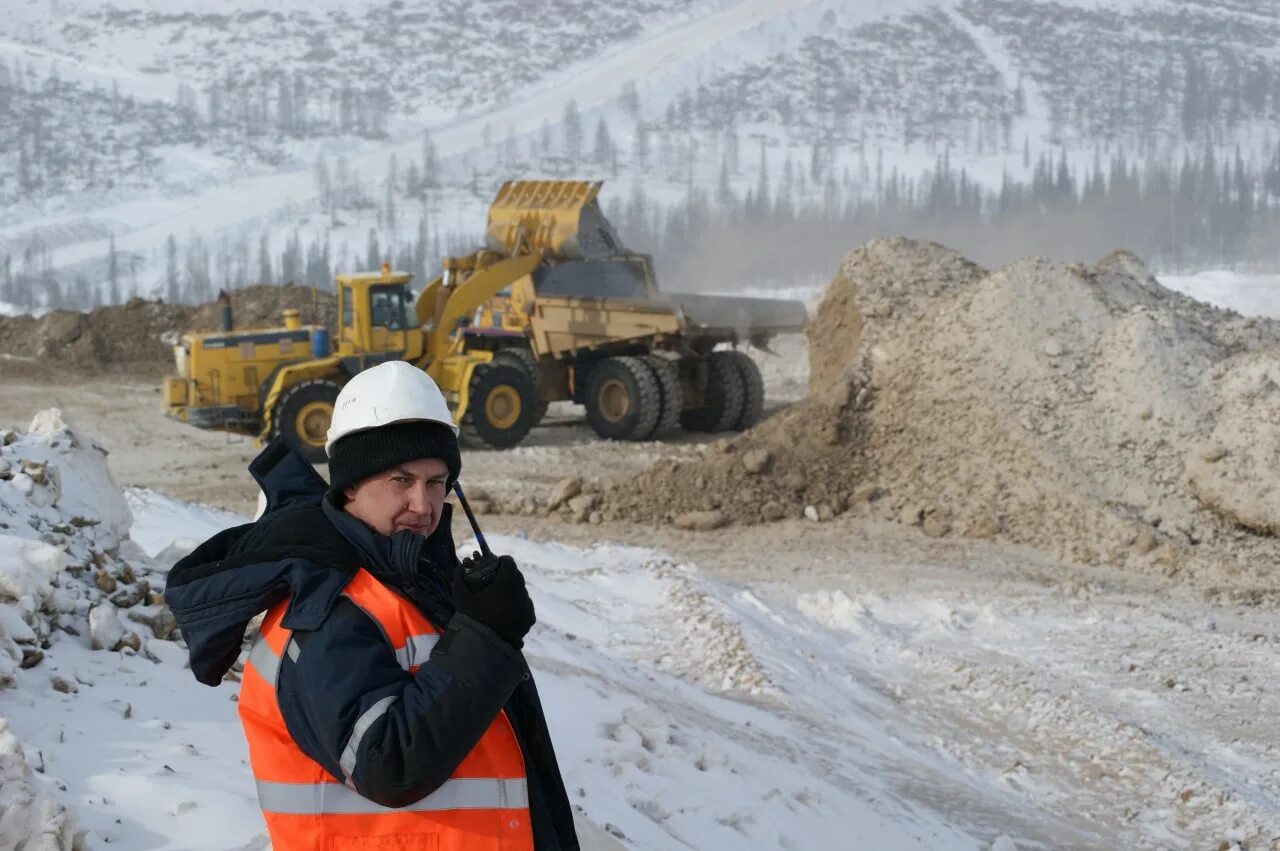 мастер горного участка. вакансии горного мастера вахтой. вакансии горного мастера вахтой. горный инженер маркшейдер. работа вахтой коми север.