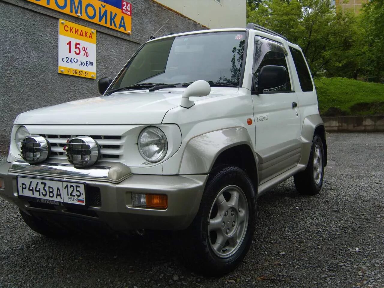 Mitsubishi junior. Митсубиси Паджеро Джуниор 1996. Mitsubishi Pajero Jr 1996. Мицубиси Паджеро Юниор. Mitsubishi Pajero Junior 1.1.