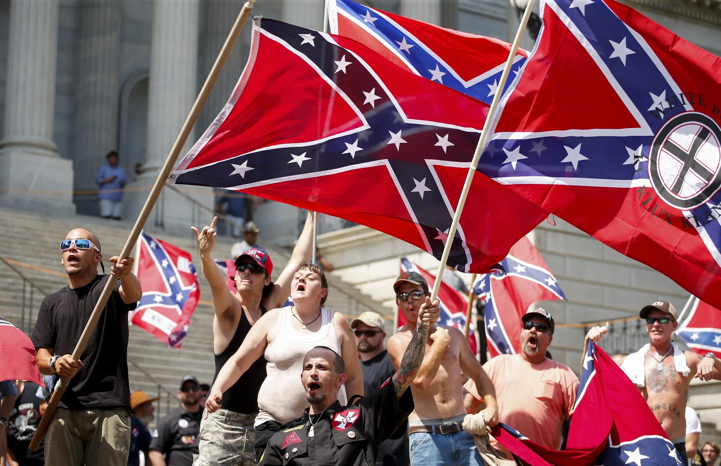23 апреля 2014. Американские расисты. Расисты в Америке. Флаг расизма. Конфедераты расисты.