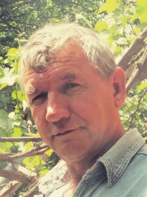 Мужчина 40 лет. Парни 32 года. Мужчина для серьезных отношений в краснодаре. Мужчина краснодар. Парни знакомятся с мужчинами.