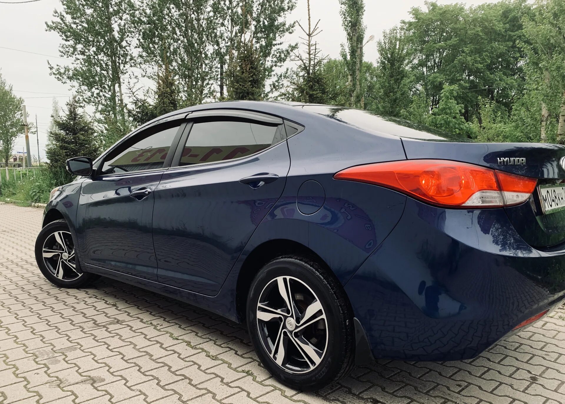 Диски хундай. Диски r16 Hyundai Elantra 5. R16 Hyundai Elantra 5. Hyundai Elantra MD диски r17. Hyundai Elantra MD 2012.