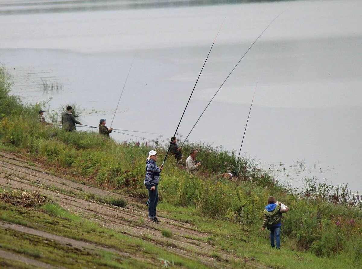 Рыбалка в Нижнем Новгороде. Рыбалка в Нижнем. Нижегородские рыбаки. Рыбацкие места в Нижнем Новгороде. Рыбалка нижний новгород и область в контакте