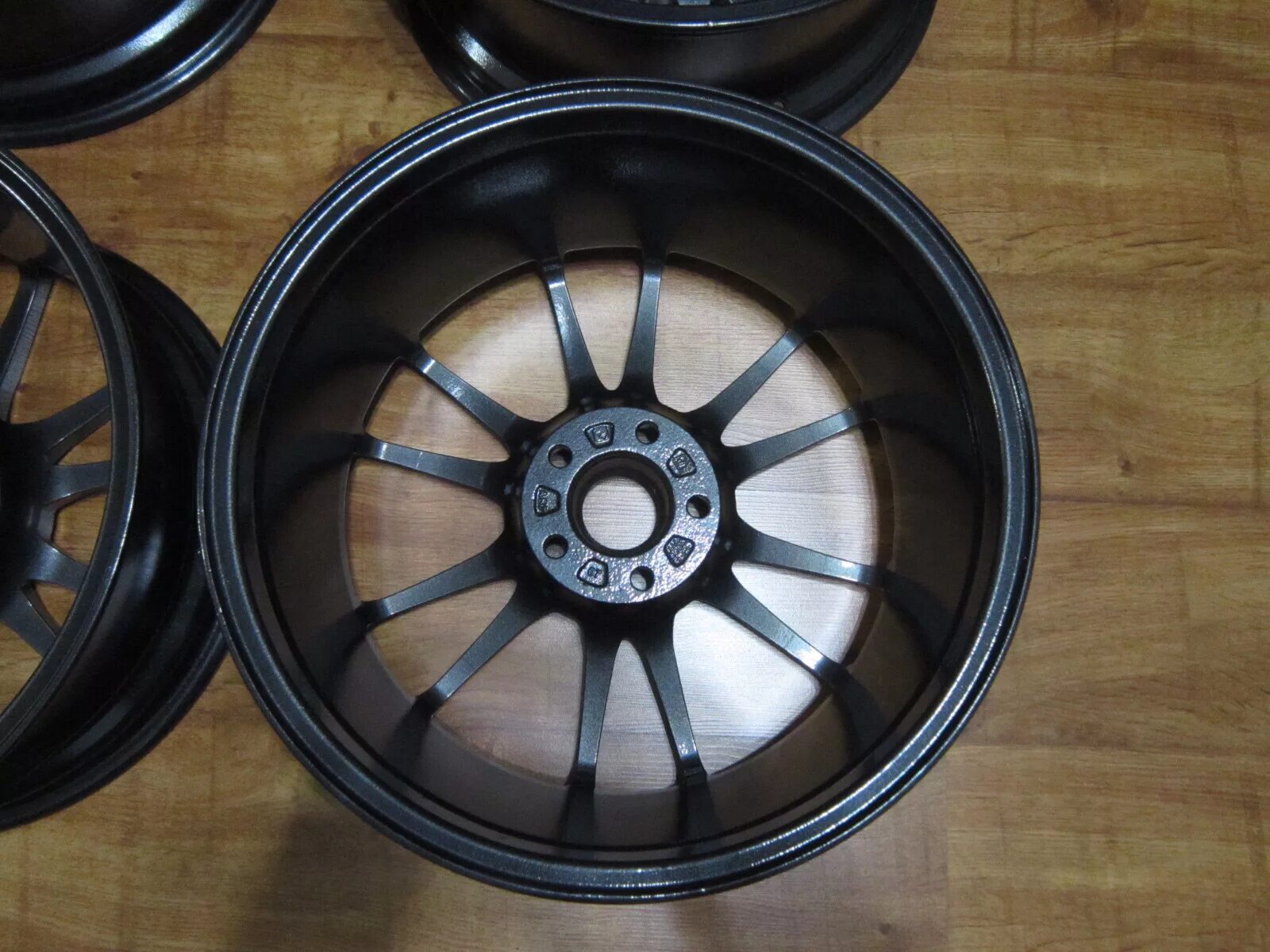 Купить диски 18 бу. Oz Ultraleggera r18 5x114.3. Oz Ultraleggera r18. Oz Ультралеггера r18. Oz Racing Ultraleggera r18.