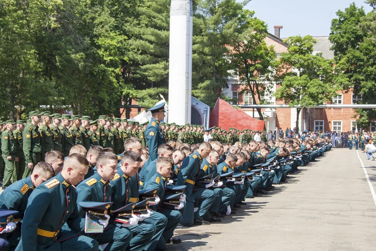 Военная Академия РВСН Серпухов. Военная Академия Петра Великого Серпухов. Серпуховский филиал Академии Петра Великого. Филиал Академии РВСН Серпухов. Город войск военное училище