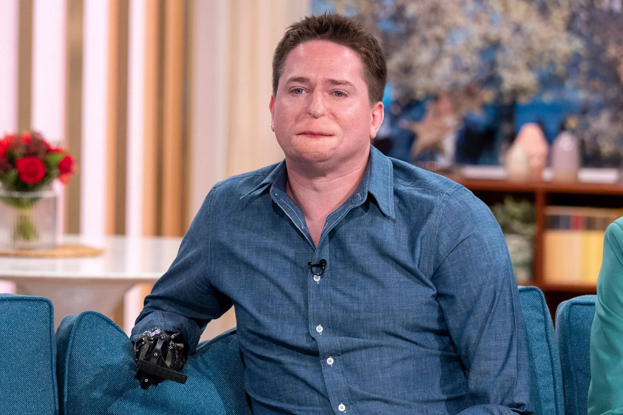 Мэр льюис. Клайв стейплз льюис портрет. Дерек льюис боец. Клайв стейплз лью́ис. Carl lewis now.