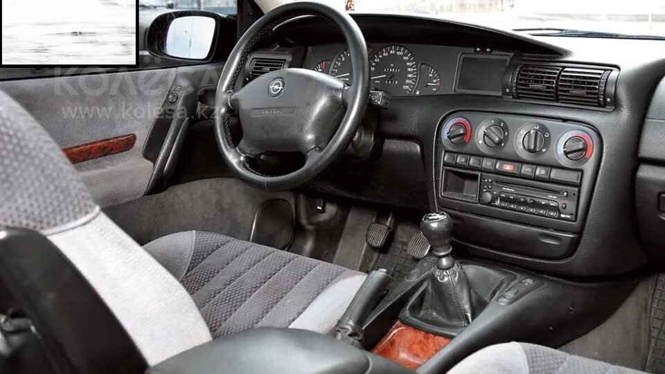 Салон опель омега б. Opel Omega b 1998 2.0. Opel Omega b 1994 Interior. Opel Omega b Salon 1999. Опель Омега 1996 салон.