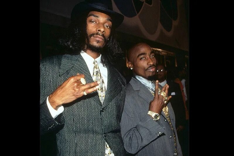 2pac ft snoop dogg. Тупак шакур и снуп. Снуп дог 90. 2pac snoop dogg. 2pac ft snoop dogg.