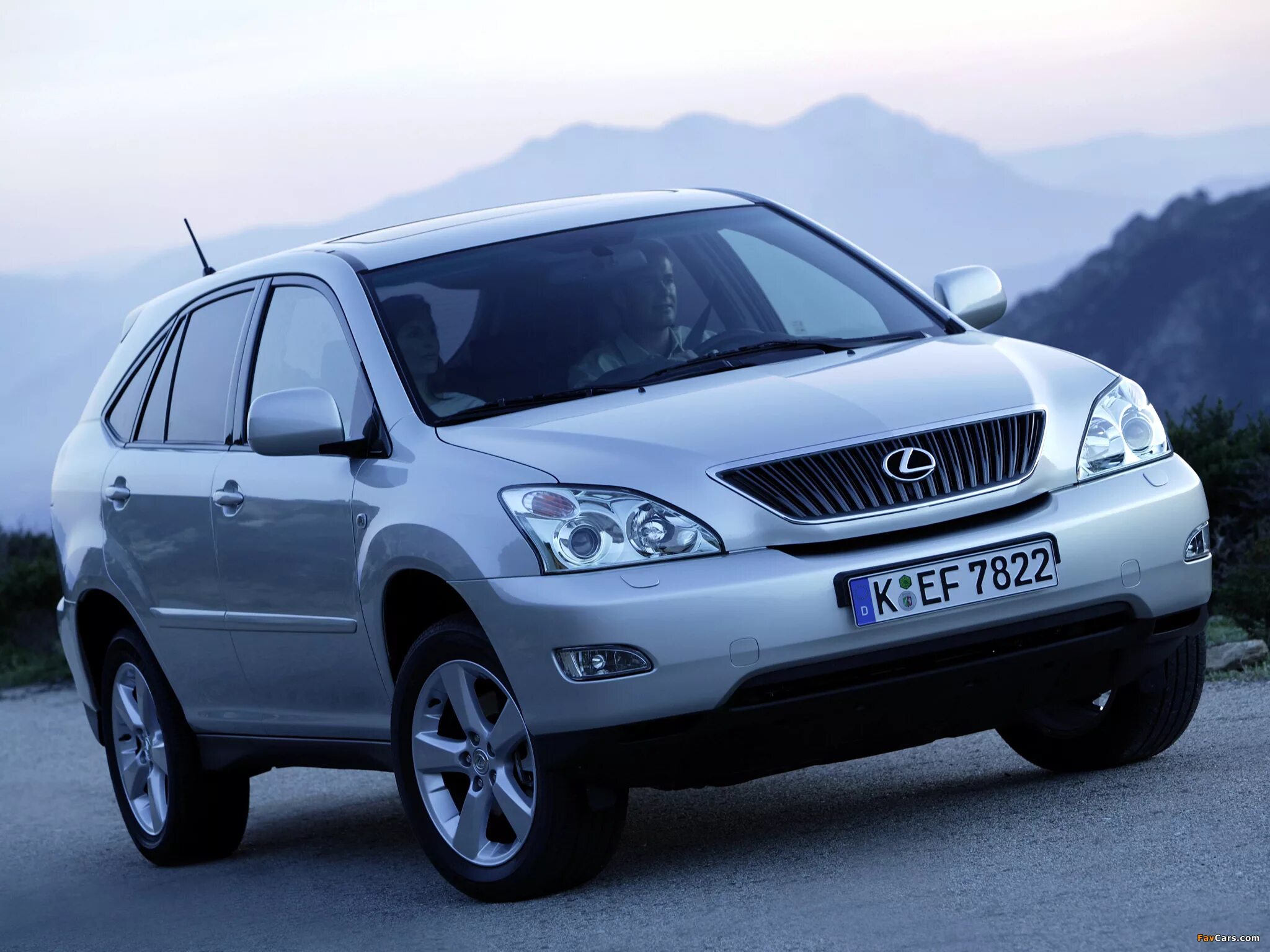 Lexus rx 301 поколения. Лексус РХ 300. Лексус rx300 2003. Lexus 300 rx300. Лексус РХ 300 2003.