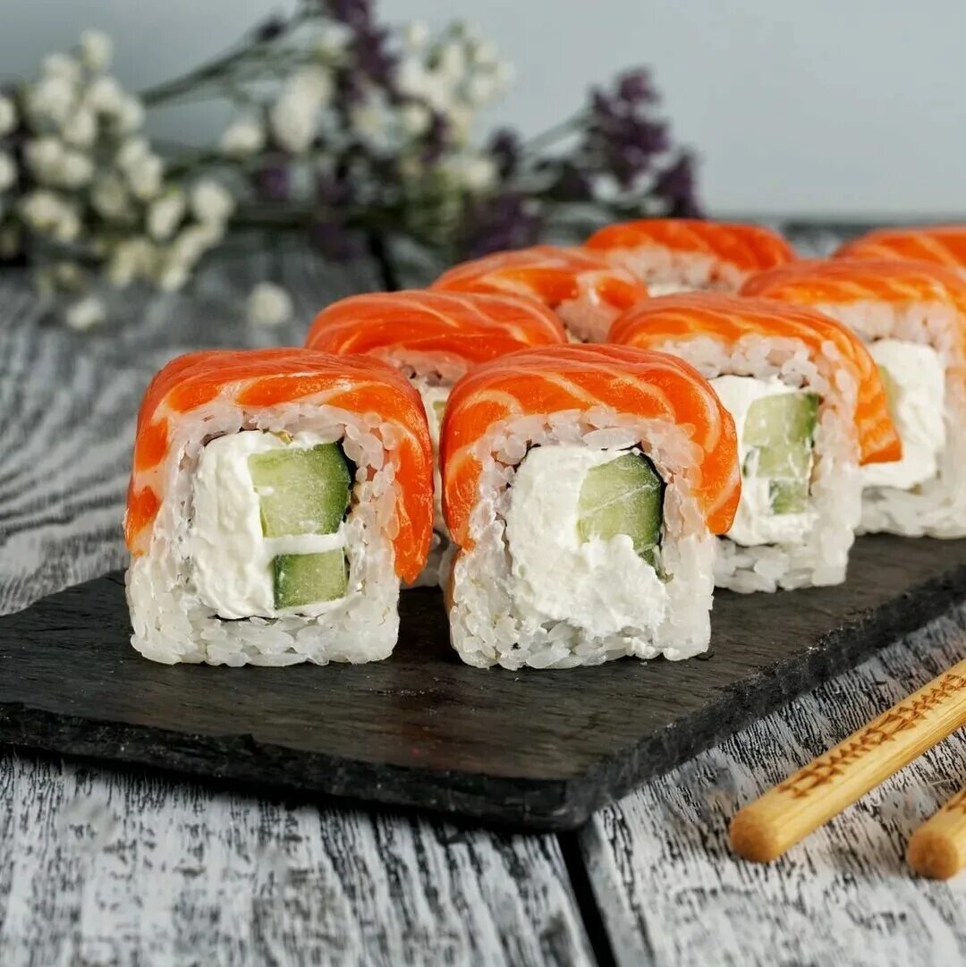 Моккано суши ступино. Сет киото роллы. Суши роллы филадельфия. Моккано суши меню. Суши маркет трц рио.