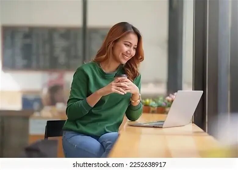 7 932 698. 7 932 698
