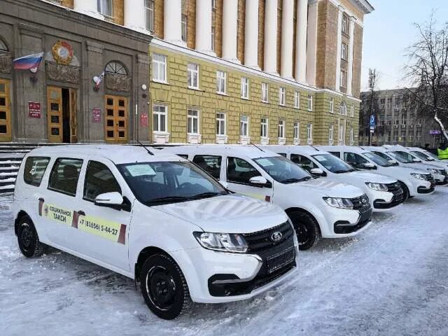 Такси межгород новгород боровичи. Новгородской такси. Такси великий новгород 777666. Дешевое такси в нижнем. Такси межгород.