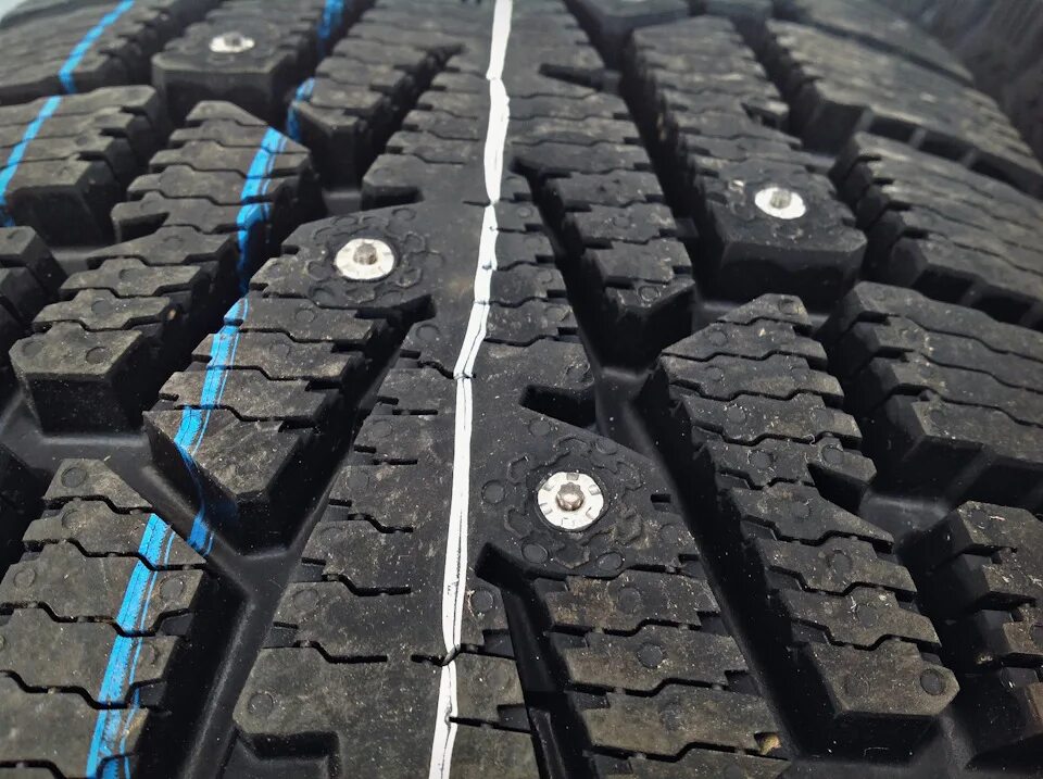 Купить дешево шины r16. Cordiant Snow Cross 205/60 r16. Cordiant Snow Cross 2. Cordiant Snow Cross pw-2. Кордиант шины зимние 16.