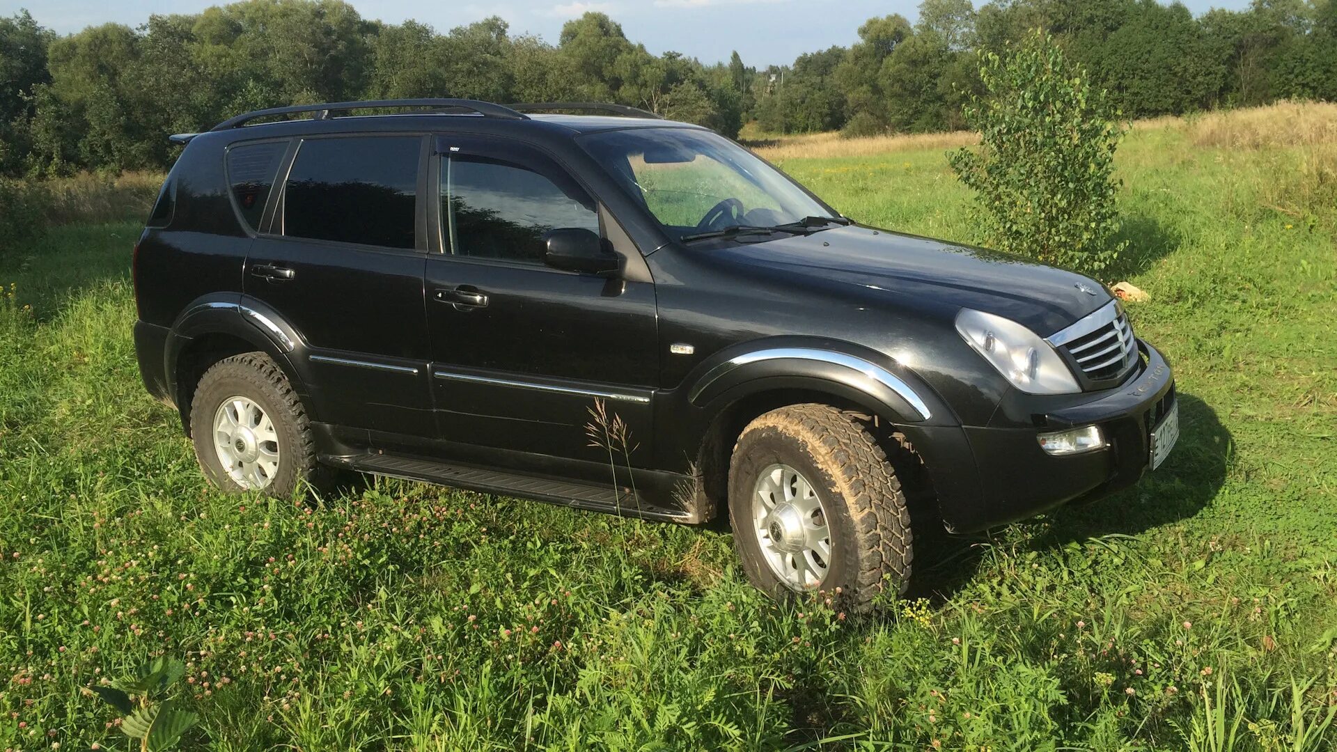 Саньенг рекстон поколение. SSANGYONG Rexton 1. SSANGYONG Rexton 1 2.7 дизель. SSANGYONG Rexton 2 поколение. Санг енг Рекстон 2006.