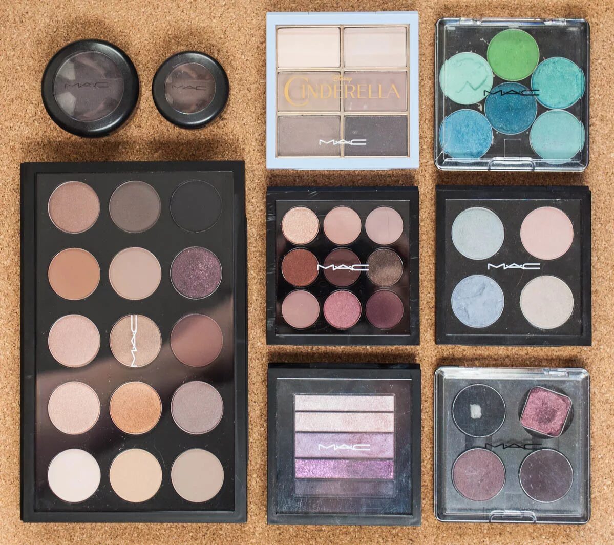 Тени для век eye shadow. Mac eyeshadow palette x8. палетка теней amber eyes. палетка теней геншин. палетка mac magic eyeshadow.